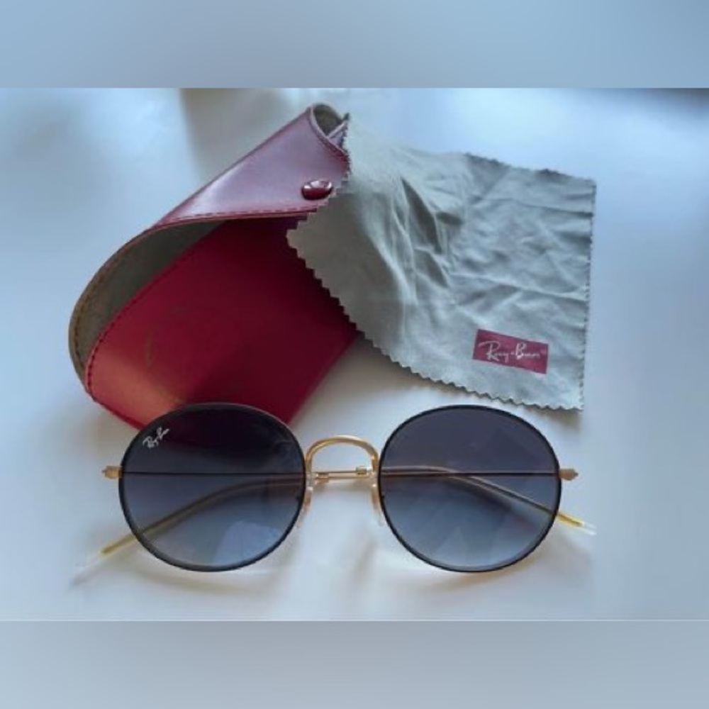Ray Ban authentic sunglasses Brand New